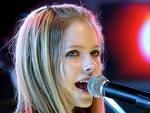 Avril Ramona Lavigne - pai...pe forumul meu..poti s pui sh img cu toata - rock & th 4 ever