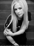 am uitat img :x avril ramona lavigne