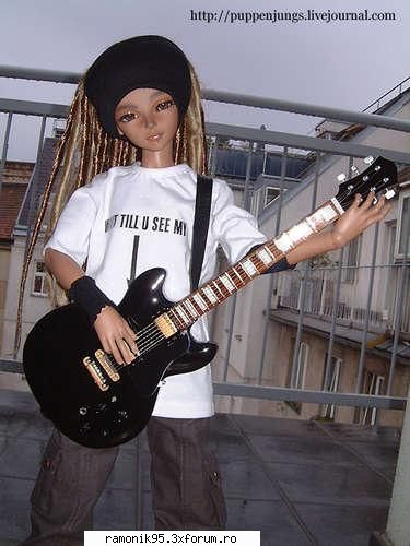 nebuna lumea asta :cool: tom kaulitz