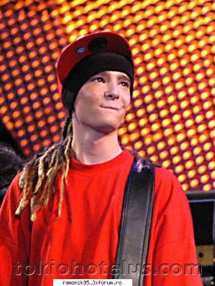 Tom kaulitz - Eti o dushe>:D:D:D< si pufulete e dulshe:*:*:* si - rock & th 4 ever
