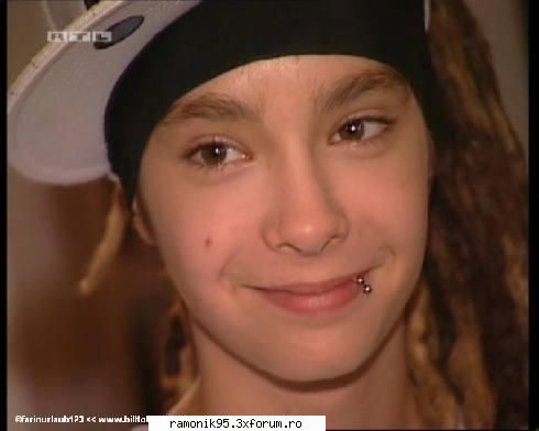 Tom kaulitz - Bunaciunea mea cu vanatai Hey, nu-i lua apararea - rock & th 4 ever