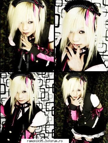 an cafe - pakt ca nu mai e blondu'asta:(( :( :x - rock & th 4 ever