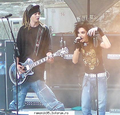 kaulitz twins - Da..bn...La crazy trebuia s spui sh u negativ>:P - rock & th 4 ever